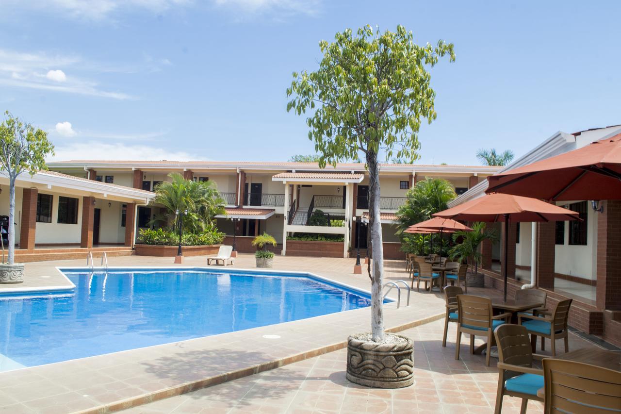 Farallones Hotel Chinandega Dış mekan fotoğraf