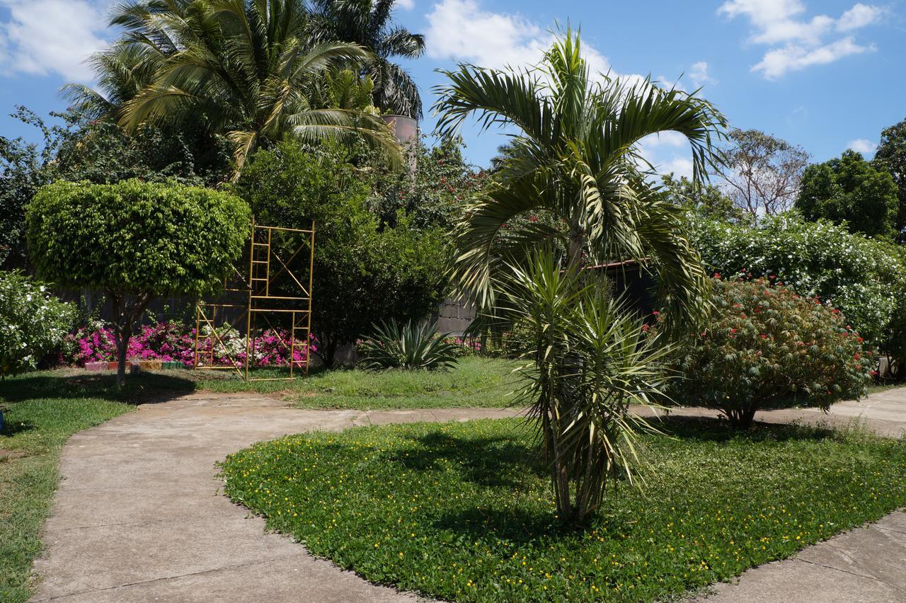 Farallones Hotel Chinandega Dış mekan fotoğraf