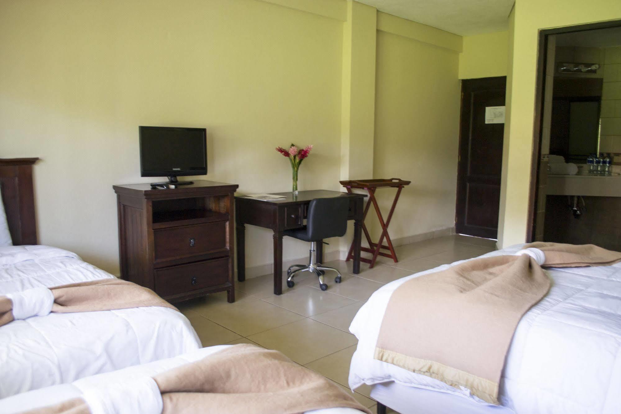 Farallones Hotel Chinandega Dış mekan fotoğraf