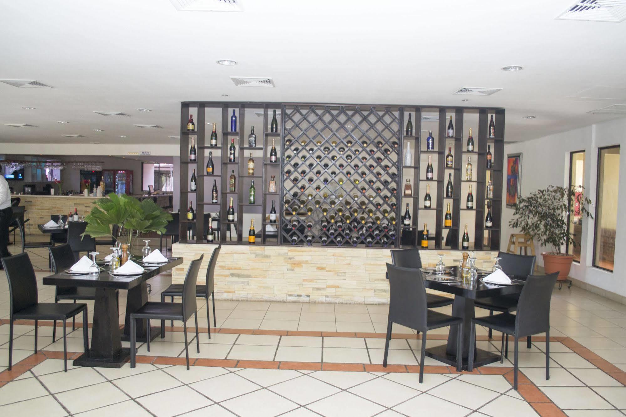 Farallones Hotel Chinandega Dış mekan fotoğraf