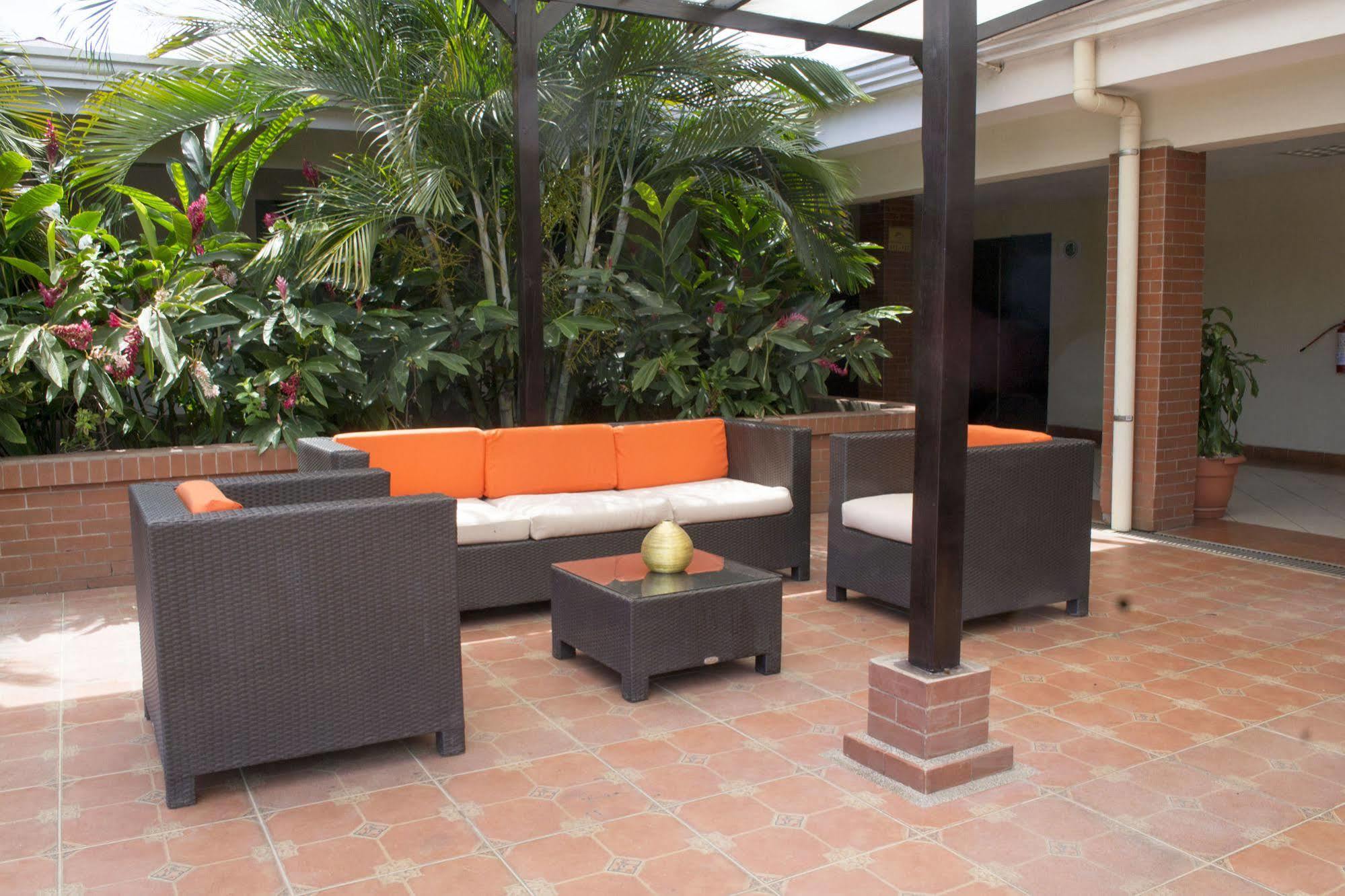 Farallones Hotel Chinandega Dış mekan fotoğraf