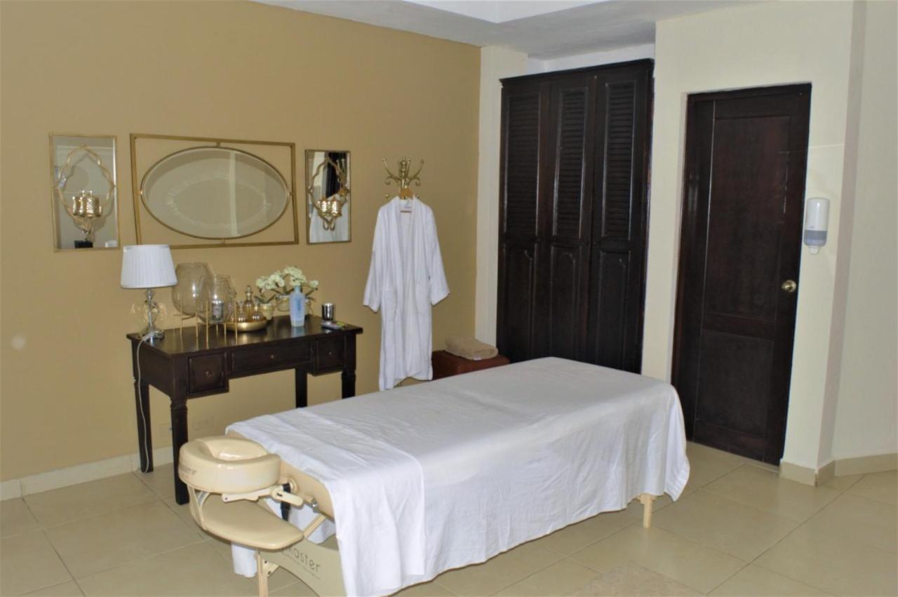 Farallones Hotel Chinandega Dış mekan fotoğraf